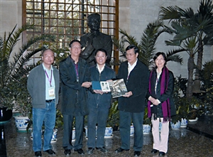 李校監冀學生感悟愛國情操